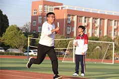 “师”展青春  运动正当时——郑州新奇中学教职工趣味运动会