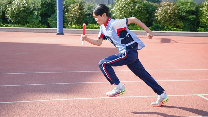 奋勇争先，青春正燃——郑州新奇中学举行2026年春季运动会