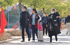 家校共育 静待花开——郑州新奇中学高一、高二年级家长会